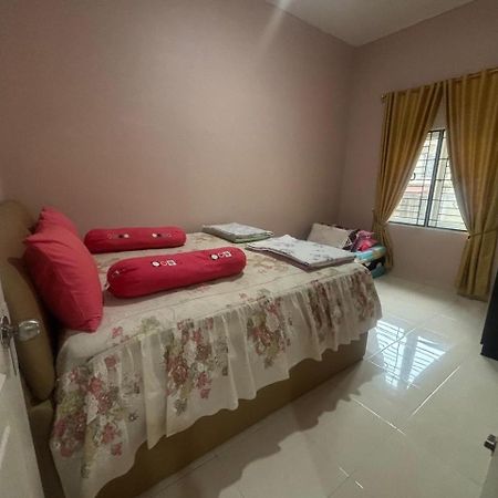Villa Brastagi Resort Jalan Mimpin Tua Blok C No. 41 Berastagi Kültér fotó